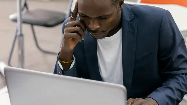 صورة توضيحية لمقال: مهارات التعلم الذاتي الفعال: كيف تصبح مسؤولًا عن تعلمك؟
