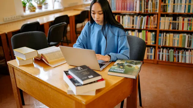 صورة توضيحية لمقال: كيف أذاكر قدرات في 20 يومًا إذا تأخرت؟