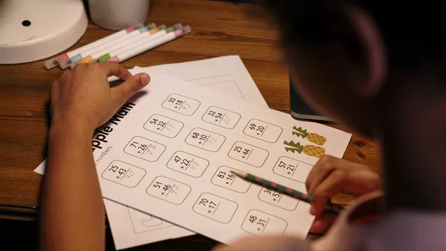 صورة توضيحية لمقال: كيف أتعامل مع توتر اختبار القدرات؟