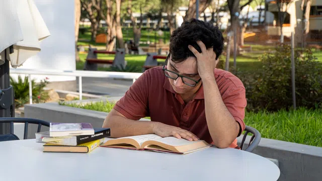 صورة توضيحية لمقال: طريقة بومودورو للطلاب: متى تفيد ومتى لا تفيد؟
